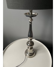 Lampa 44x91x26 na metalowej podstawie EKSPOZYCJA